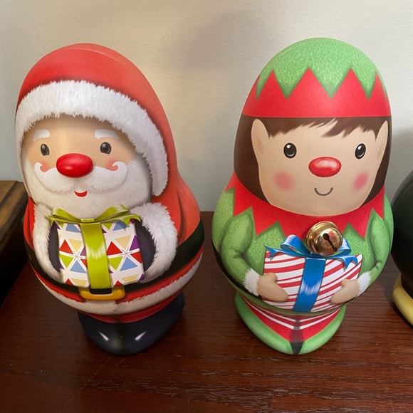 Set of 5 Christmas Gift Tins, 2  Roly Poly Santas. 1 Snowman, Penguin and Elf - Picture 3 of 8
